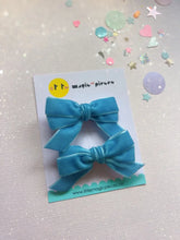 Load image into Gallery viewer, Blue Velvet Bows Hair Clip Set, Spring - Little Magic Pieces