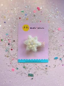Festive Snowflake Hair Clip - Little Magic Pieces