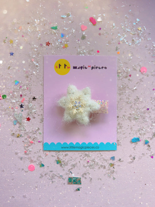 Festive Snowflake Hair Clip - Little Magic Pieces