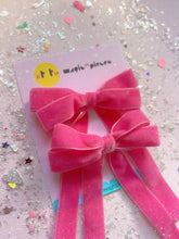 Load image into Gallery viewer, Pink Velvet Bow Hair Clip Set - Little Magic Pieces